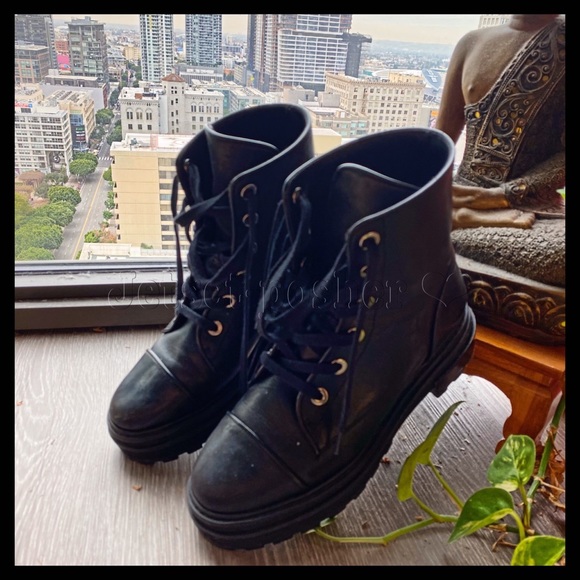 Schutz Black leather heavy duty combat boots - 38 - Picture 15 of 15